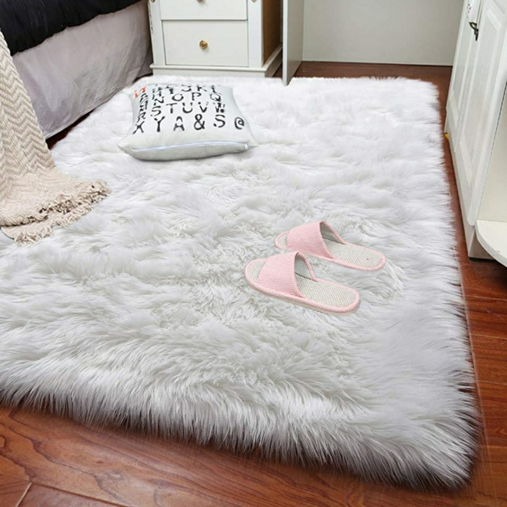 Snow White Faux Fur Area Rug